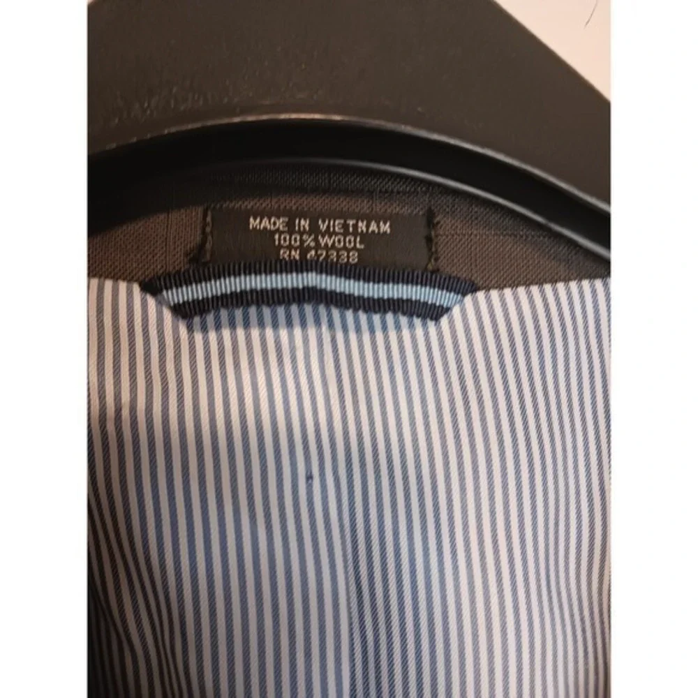 Tommy Hilfiger 100% Grey Wool Blazer Suit Jacket RN 47338 Small Hole In Back 42L